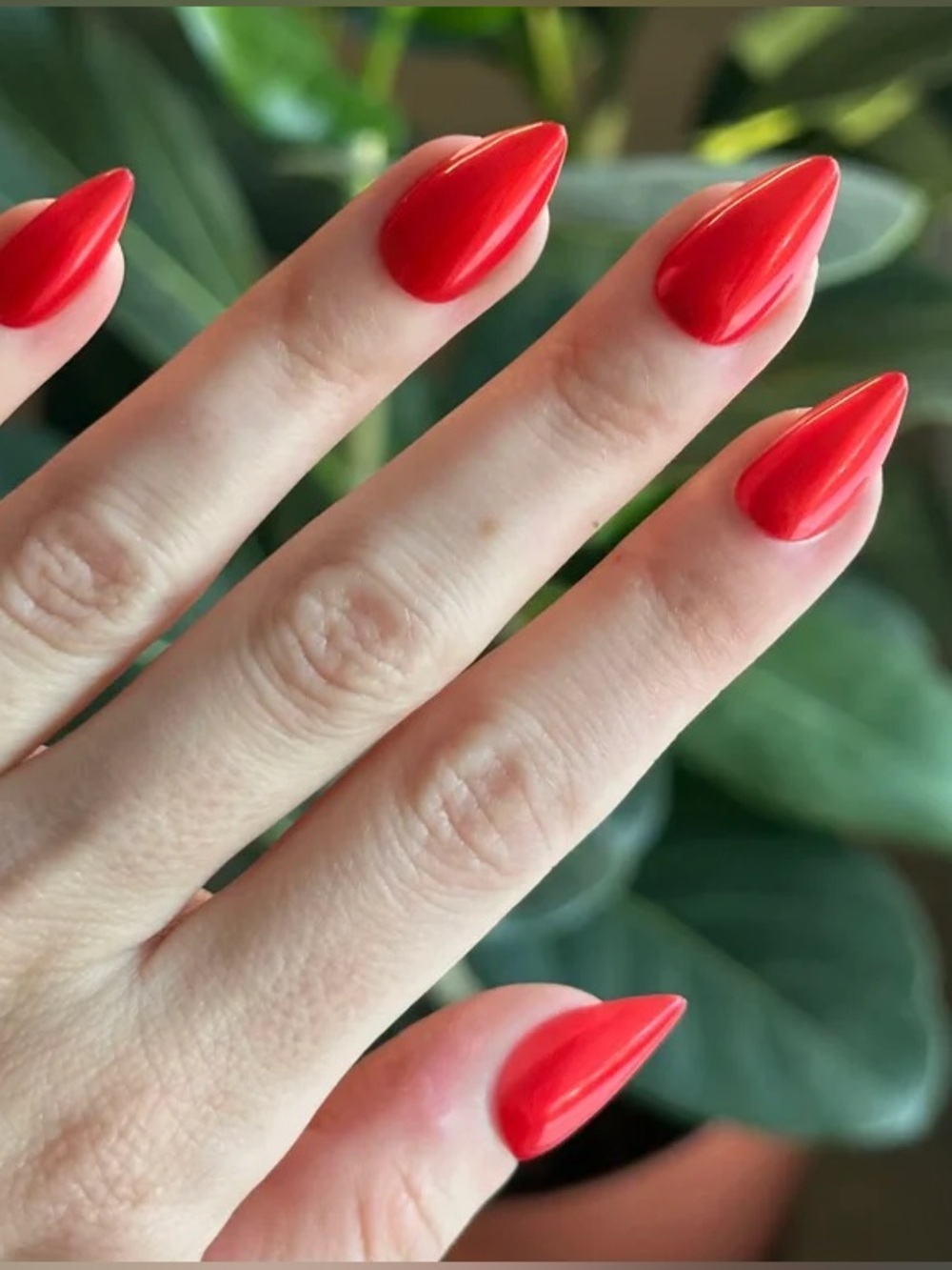 Olive & June Press On Maximalist Red Chrome, Medium Stiletto, NEW - Picture 9 of 9